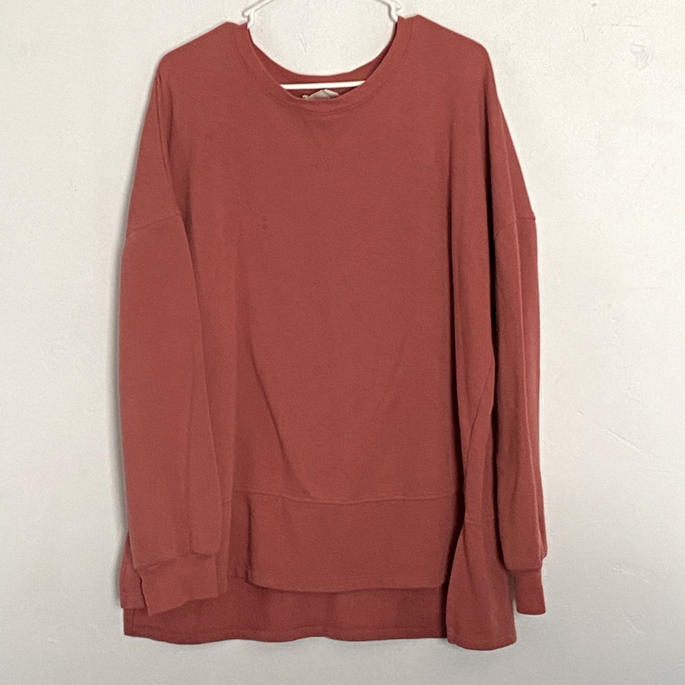 Universal Thread Red Crewneck